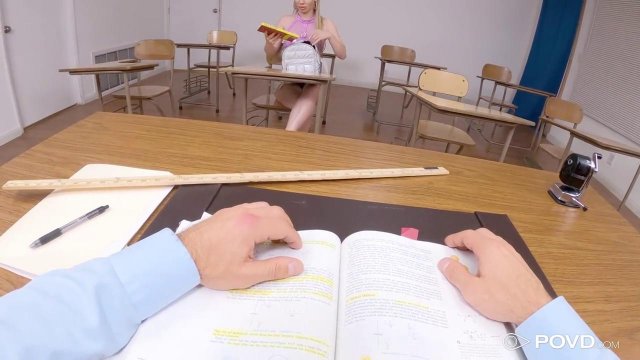 Превью Симпатичная студентка сдала сложный зачет с помощью своей киски № 35629