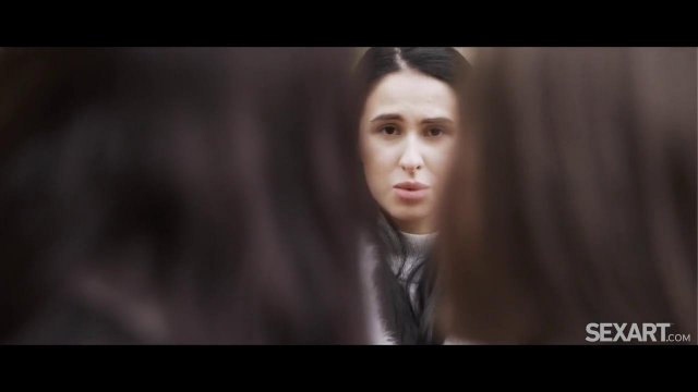 Нежные лесбиянки кончают по утру от красивого секса
