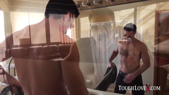 Превью Заставил трахаться бабу с сочными сиськами № 36975