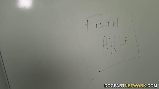 Превью Девки в туалете трахаются с незнакомцем через дырку в стене № 4848